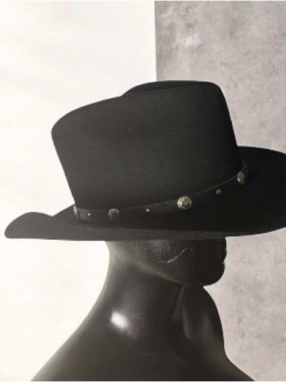 VTG Wrangler Riata Unisex Black Western Wool Hat with Studded Band made in USA